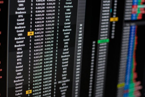 Why Should Entrepreneurs Consider the UK for Starting Their Businesses?